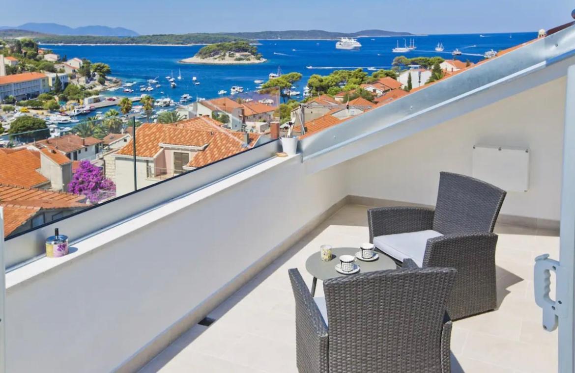 Juric 2 Hvar Town