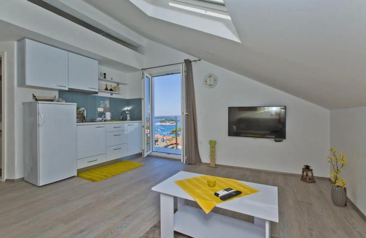 Apartment Juric 2 Hvar Town