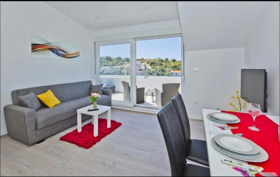 Juric 2 Apartment Hvar Town