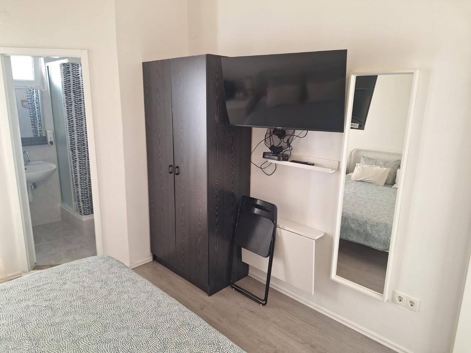 Bed & Breakfast Oaza Hvar Town