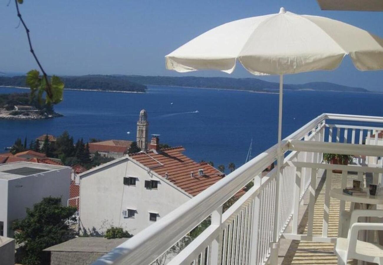 And Dar Apartamento Hvar Town