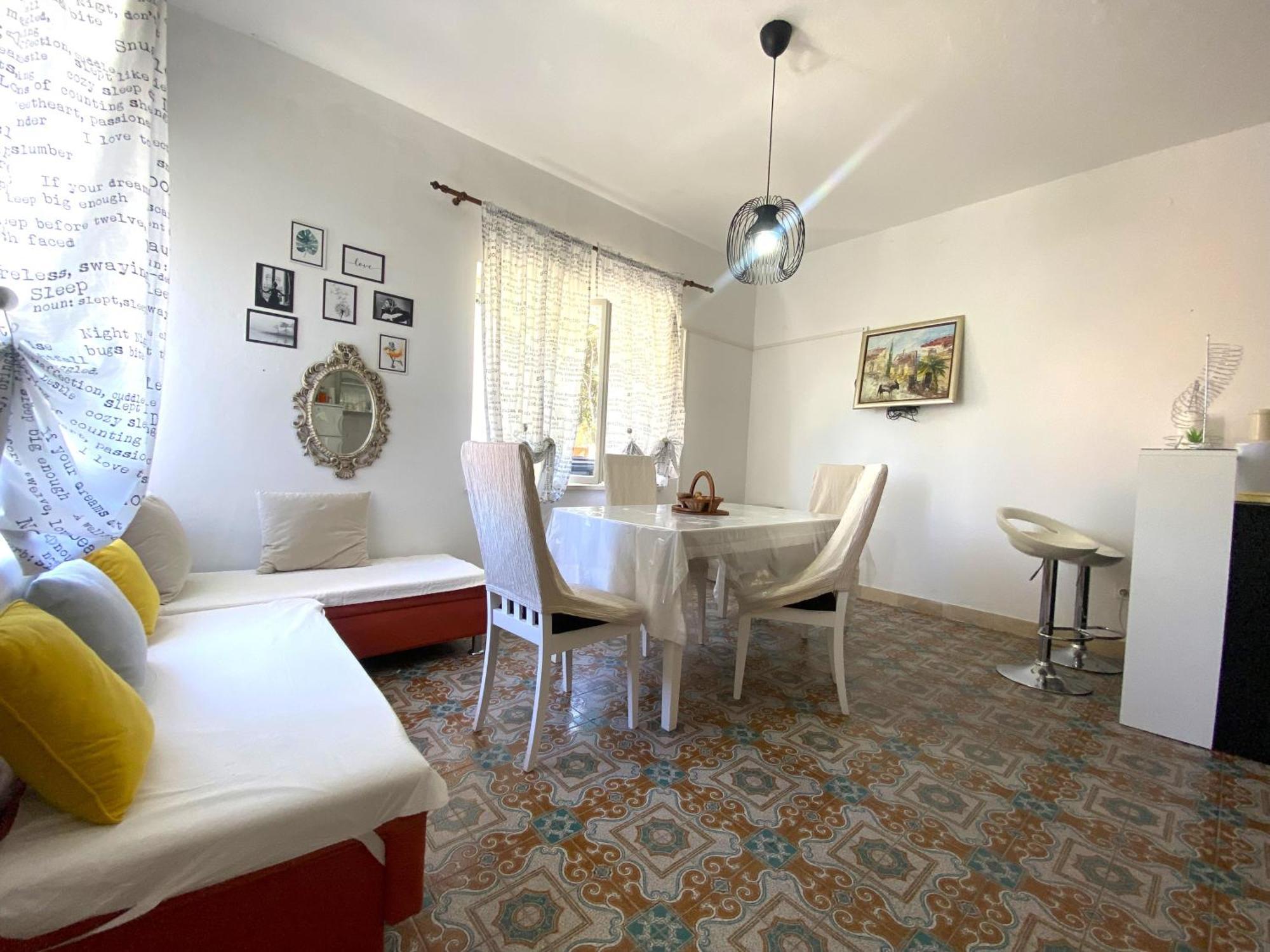 Lavender Rooms&apartment Hvar Appartement