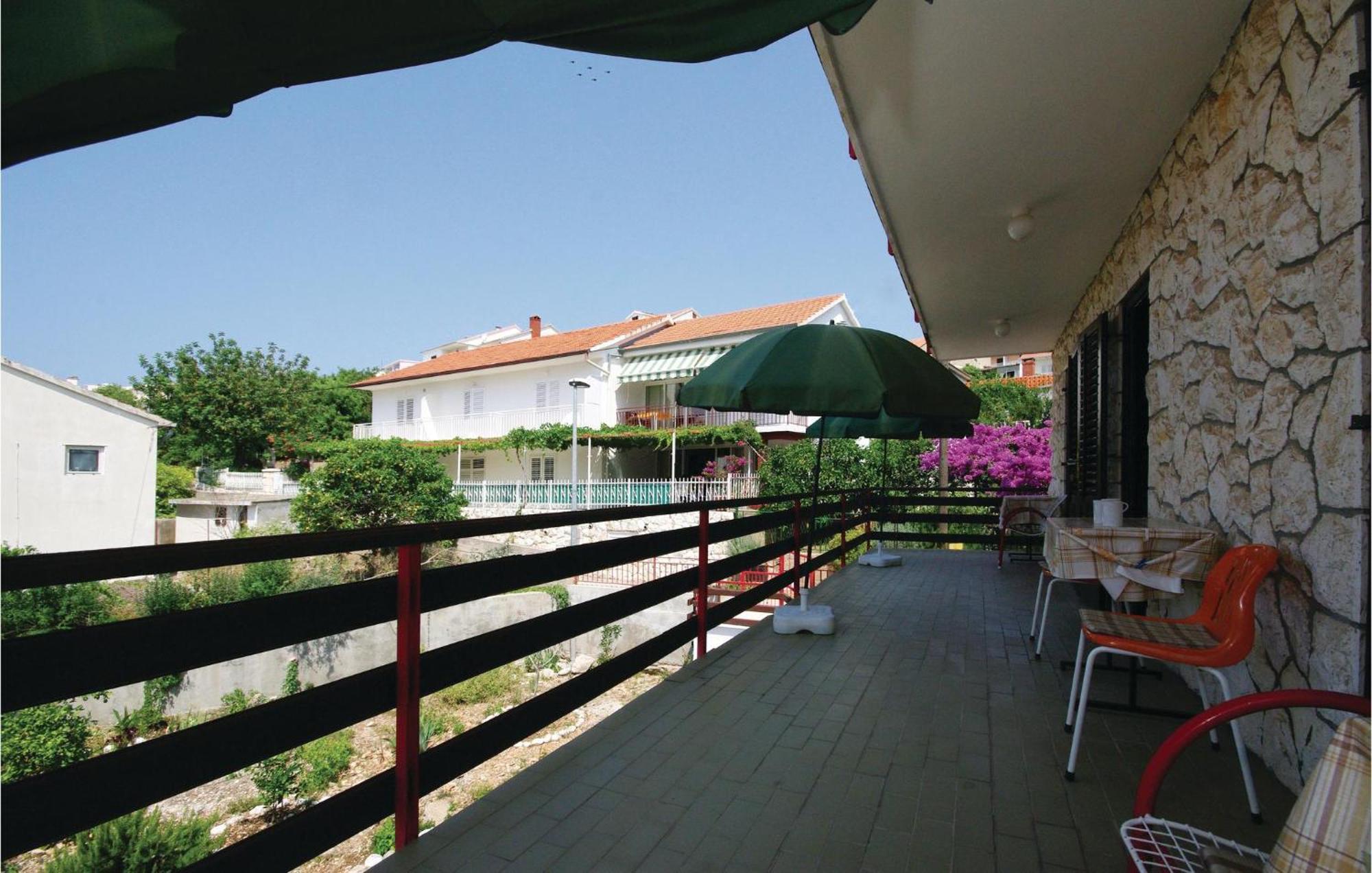 Awesome In Hvar With Wifi Apartment