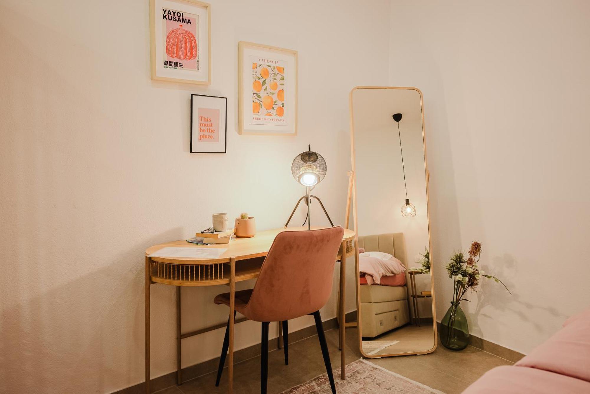 Stylish Town Centre Mariroza Apartment