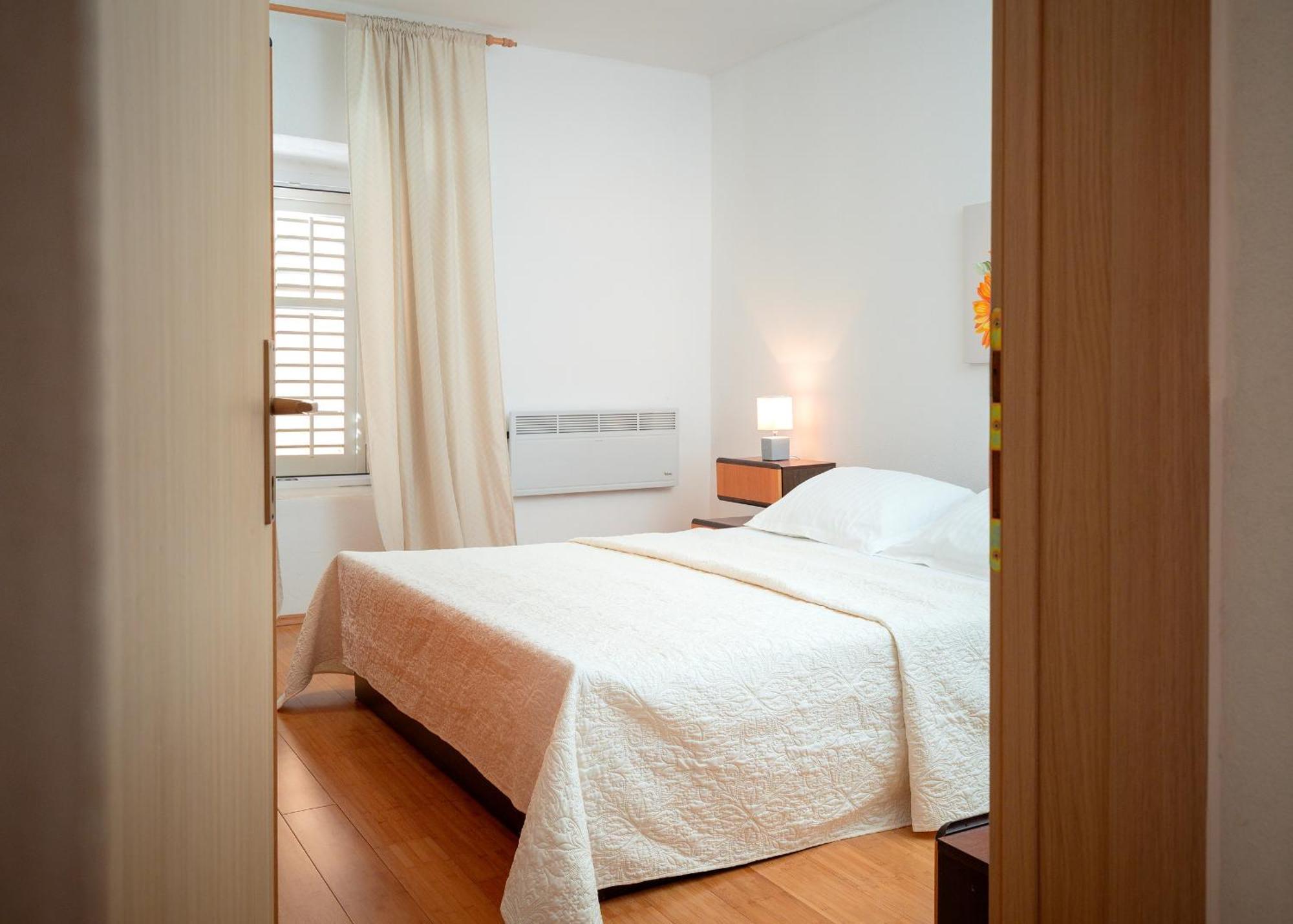 Apartment T&t - Zf Hvar *