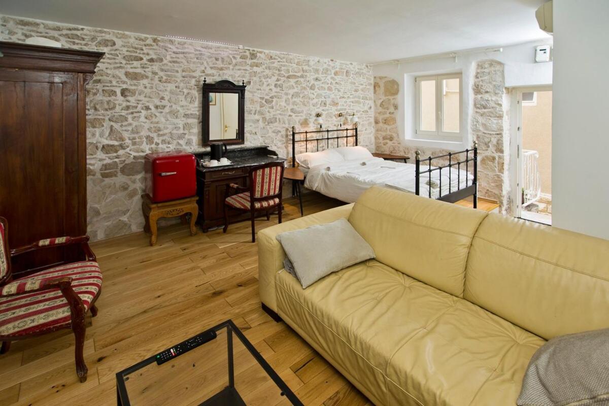 Apartment Pajdo's Place Hvar Town