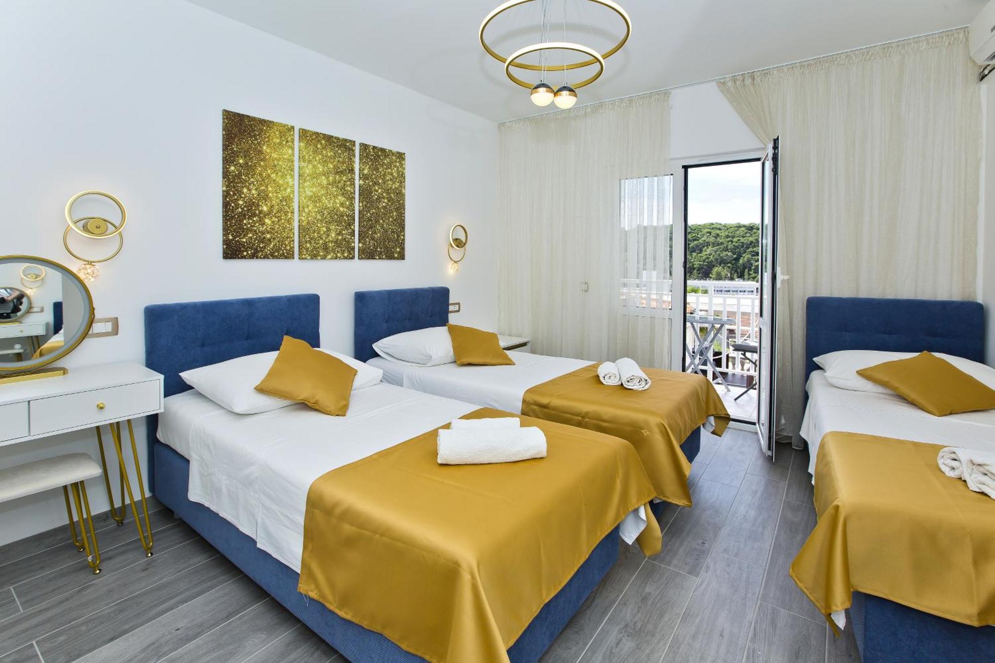 Zorana Hostel