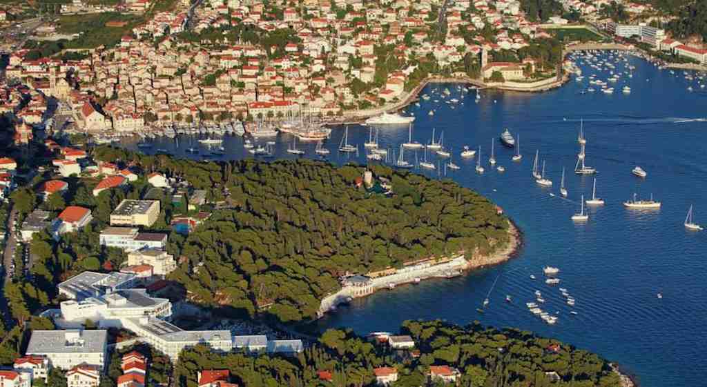 Pharos Hvar Bayhill