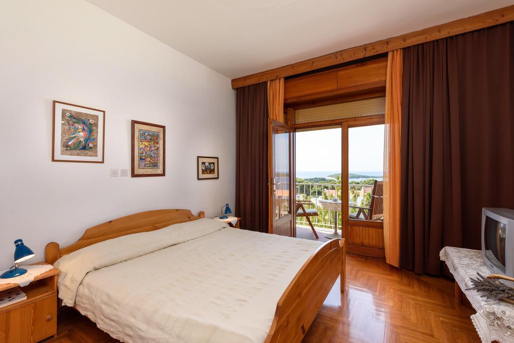 Guest house Fio's 4*