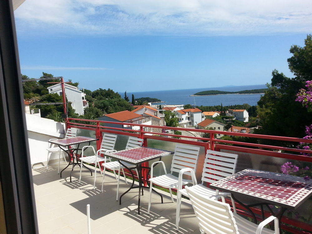 Tea Hotel Hvar Town