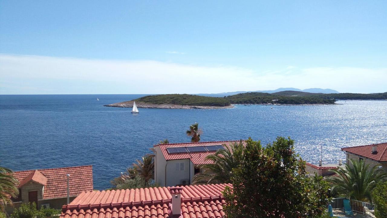 Cloud * Hvar Town