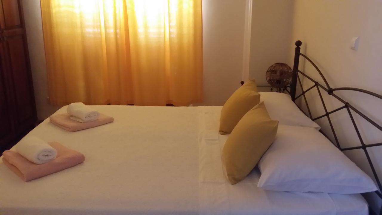 Sandra Hvar Apartamento *