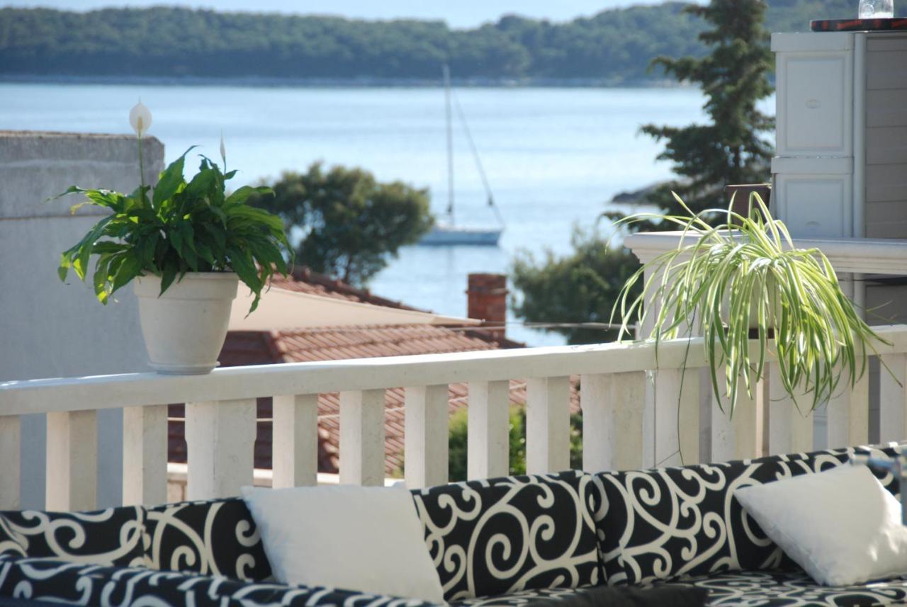 Zorana Hostel Hvar Town
