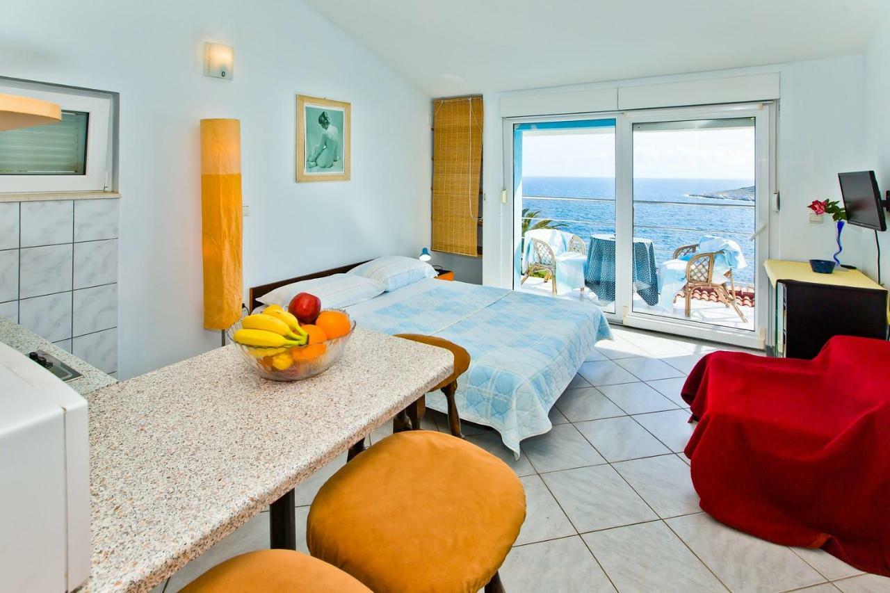 Cloud Apartment Hvar Town