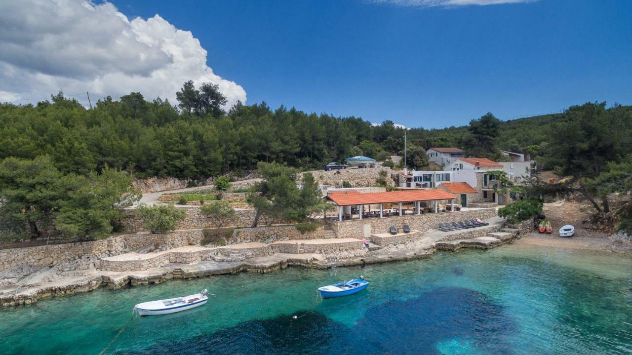 Golden Bay Hvar Aparthotel *