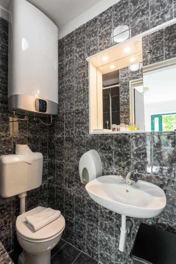 Aparthotel Golden Bay Hvar