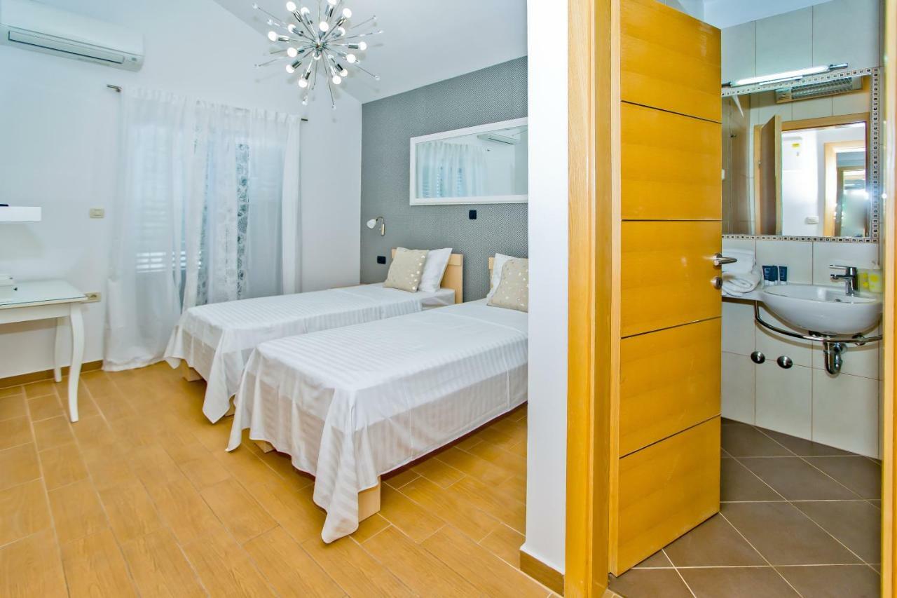 Island Hvar Seaside Levanda With Beach, Pool & Seaview