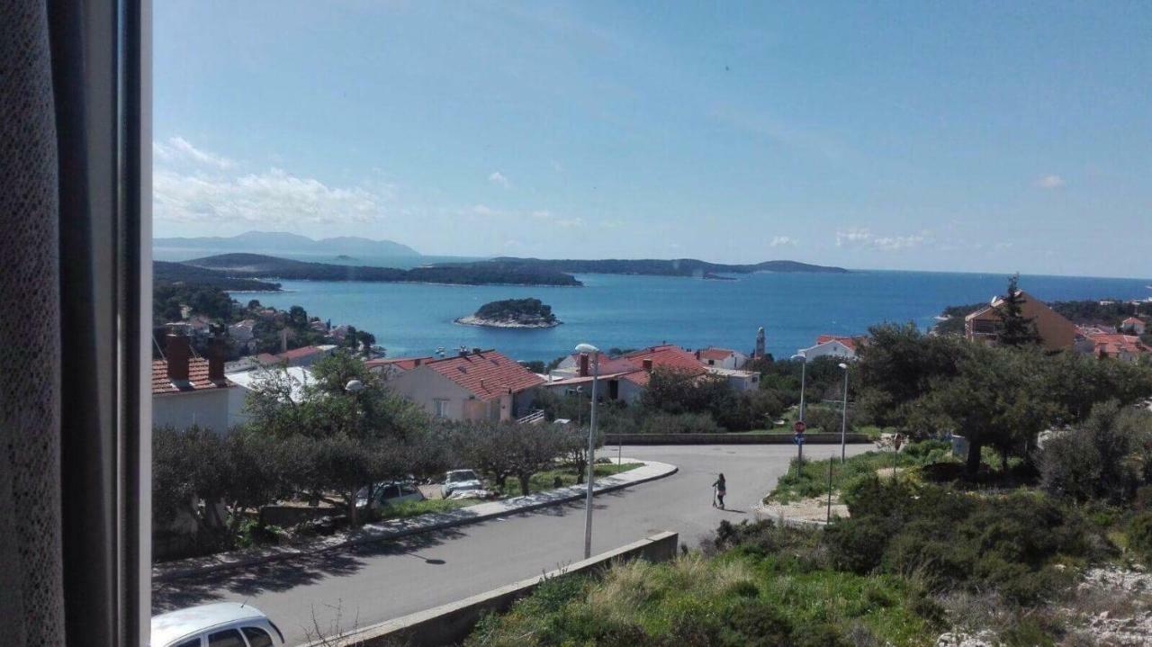 Anka Hvar Apartment *