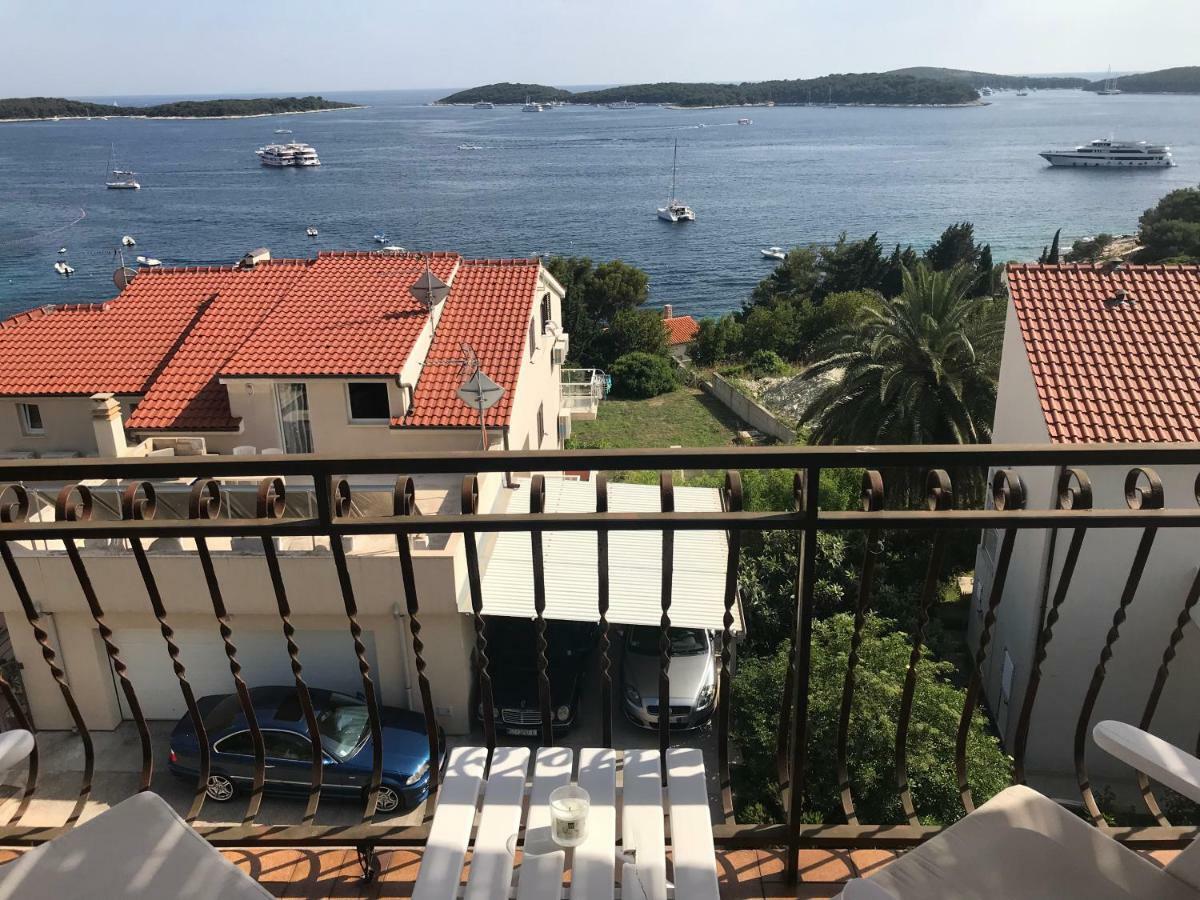 Apartment Patak's Place, Amazing View Hvar Town
