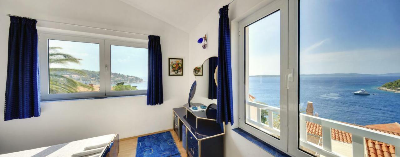 Rosso Apartment Hvar Town