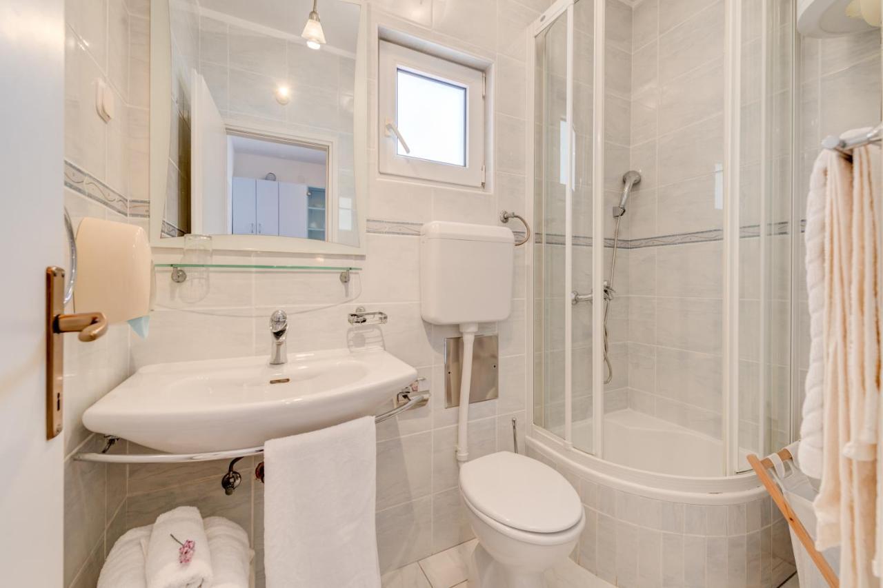 Mili Guest house