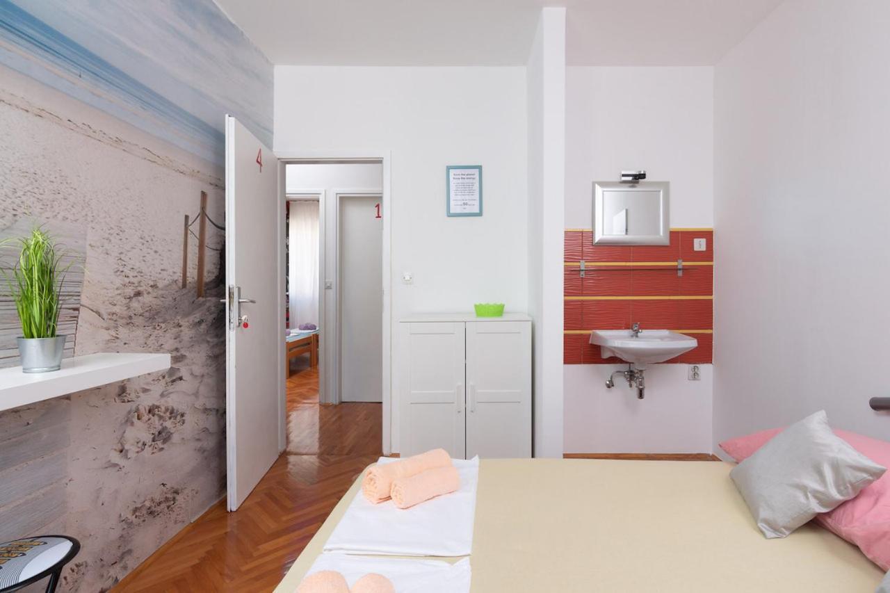 Guest house Hvar 2*
