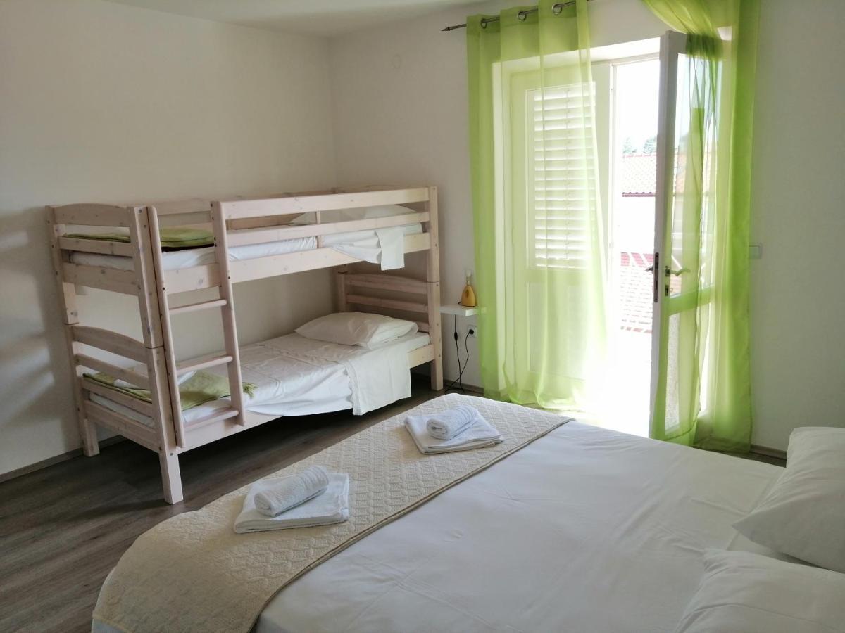 Roky Apartment Hvar Town