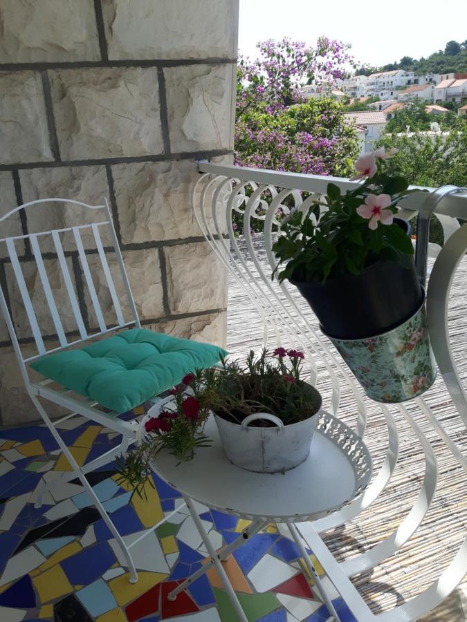 Noor And Guest house 3*